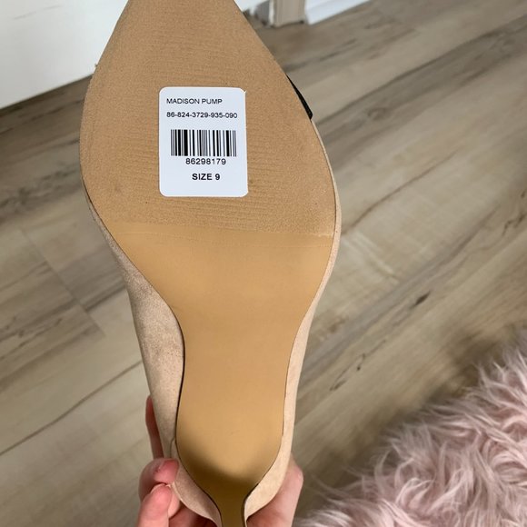 New York & Company Women's Madison Pump, Colorblock Black/Beige, size 9, NIB - Picture 8 of 9